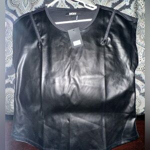 DKNY top